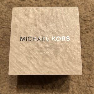 NWOT womens Michael Kors rose gold watch